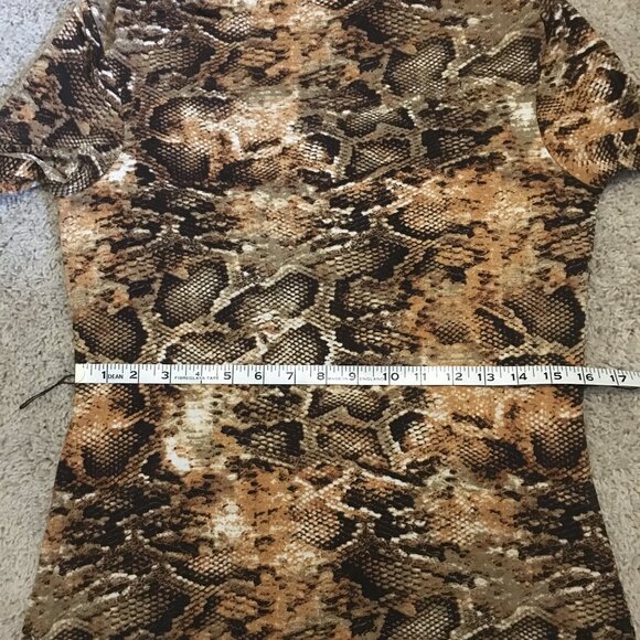 Snakeskin Print Fitted + Lined Long Sleeve Top - Picture 11 of 15